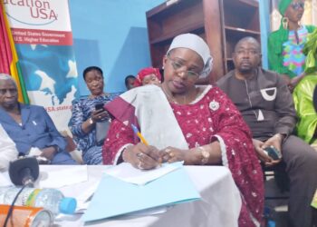 Éradication de l’Excision : Une ex Ministre s’engage dans la lutte à travers un livre !